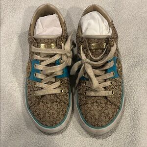 Guess Beige and Blue Patterned Sneakers